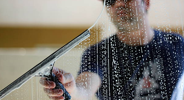 Commercial window cleaning on a Bendigo shopfront